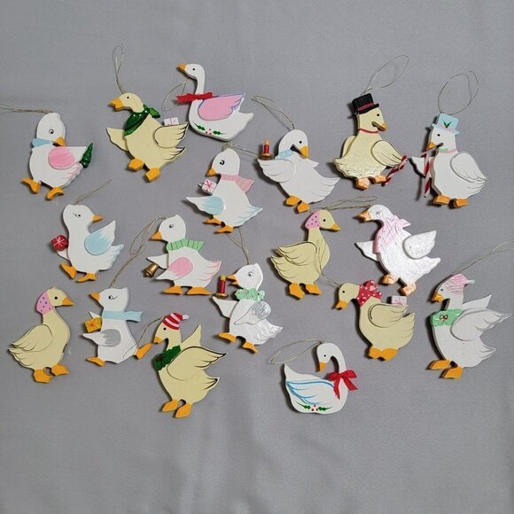 18 Vintage Wooden Hand Painted Goose Geese Silhouette Christmas Ornaments Taiwan - Picture 1 of 11